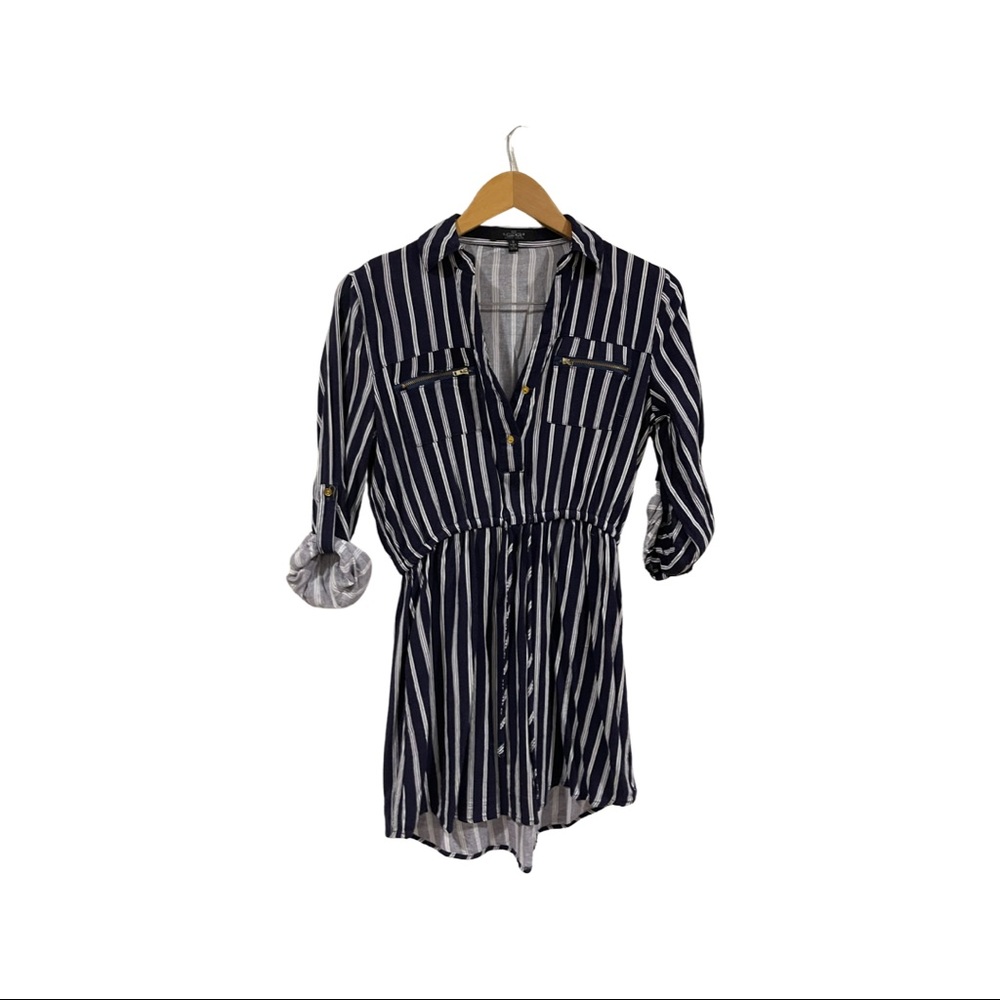 Louis Paris size small shirt dress